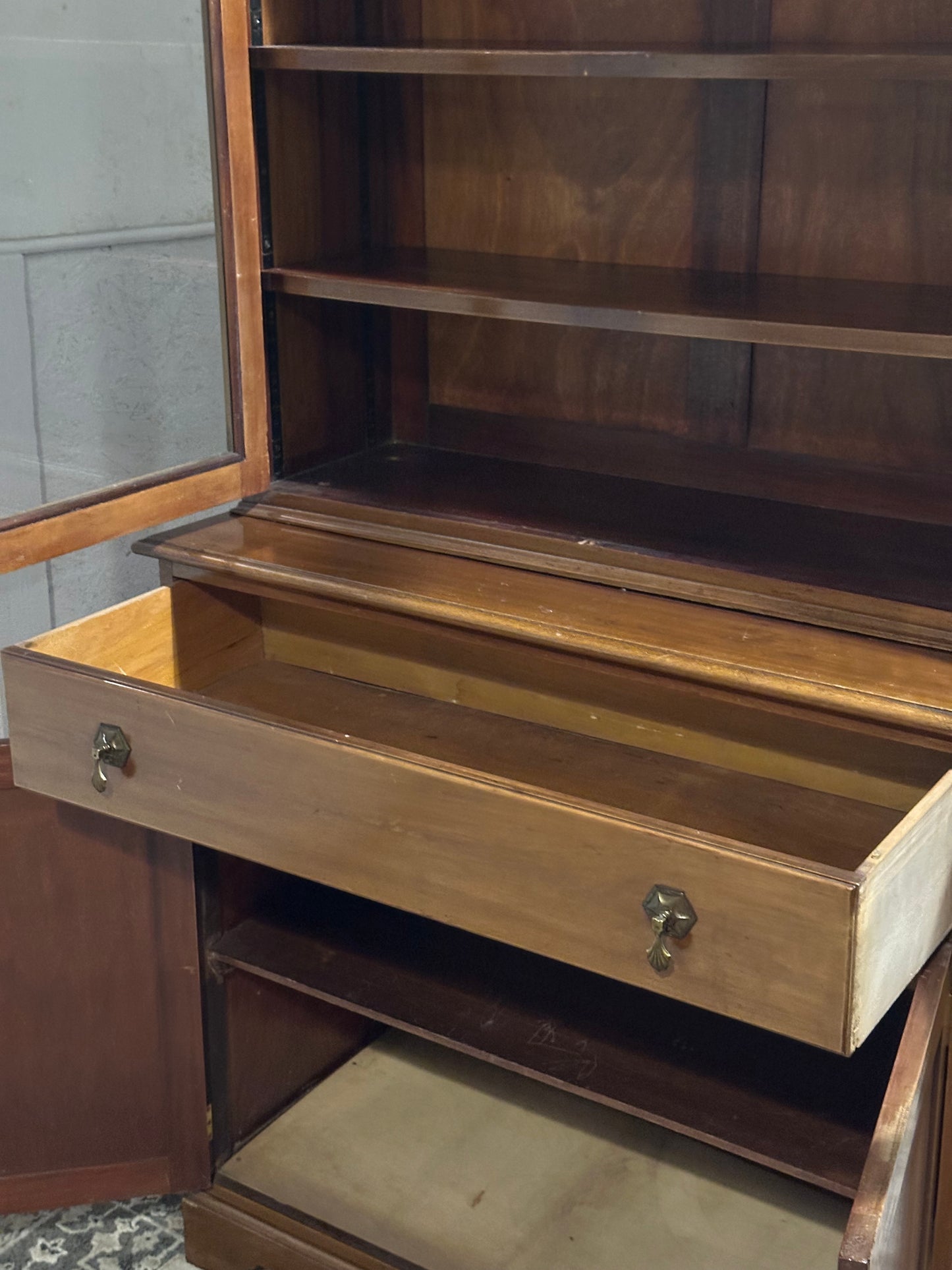 Early 20th Century Display Dresser