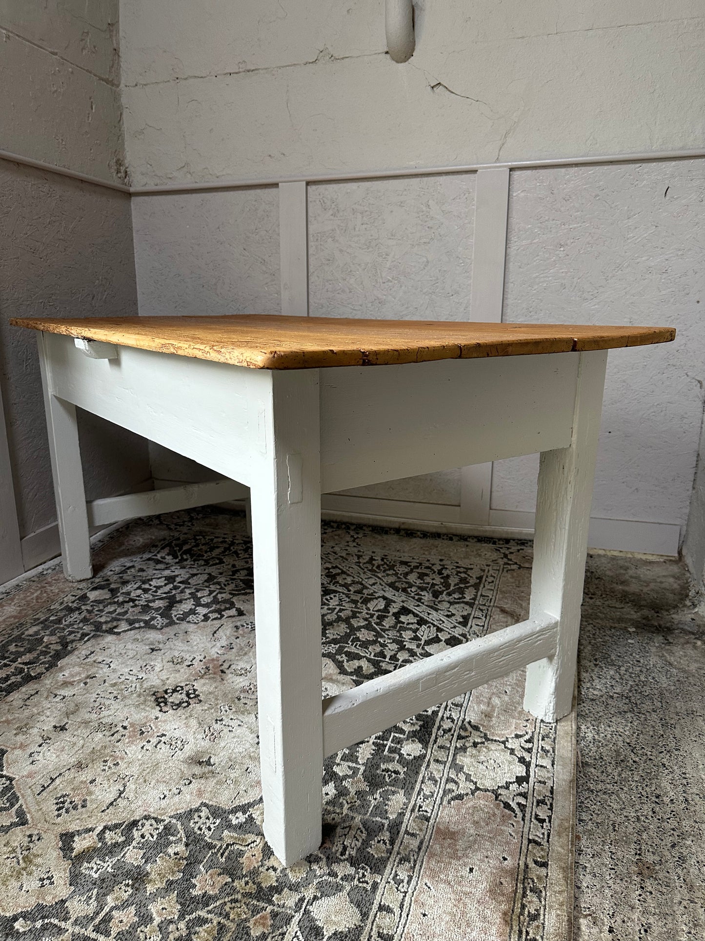 Victorian Farmhouse Kitchen Table