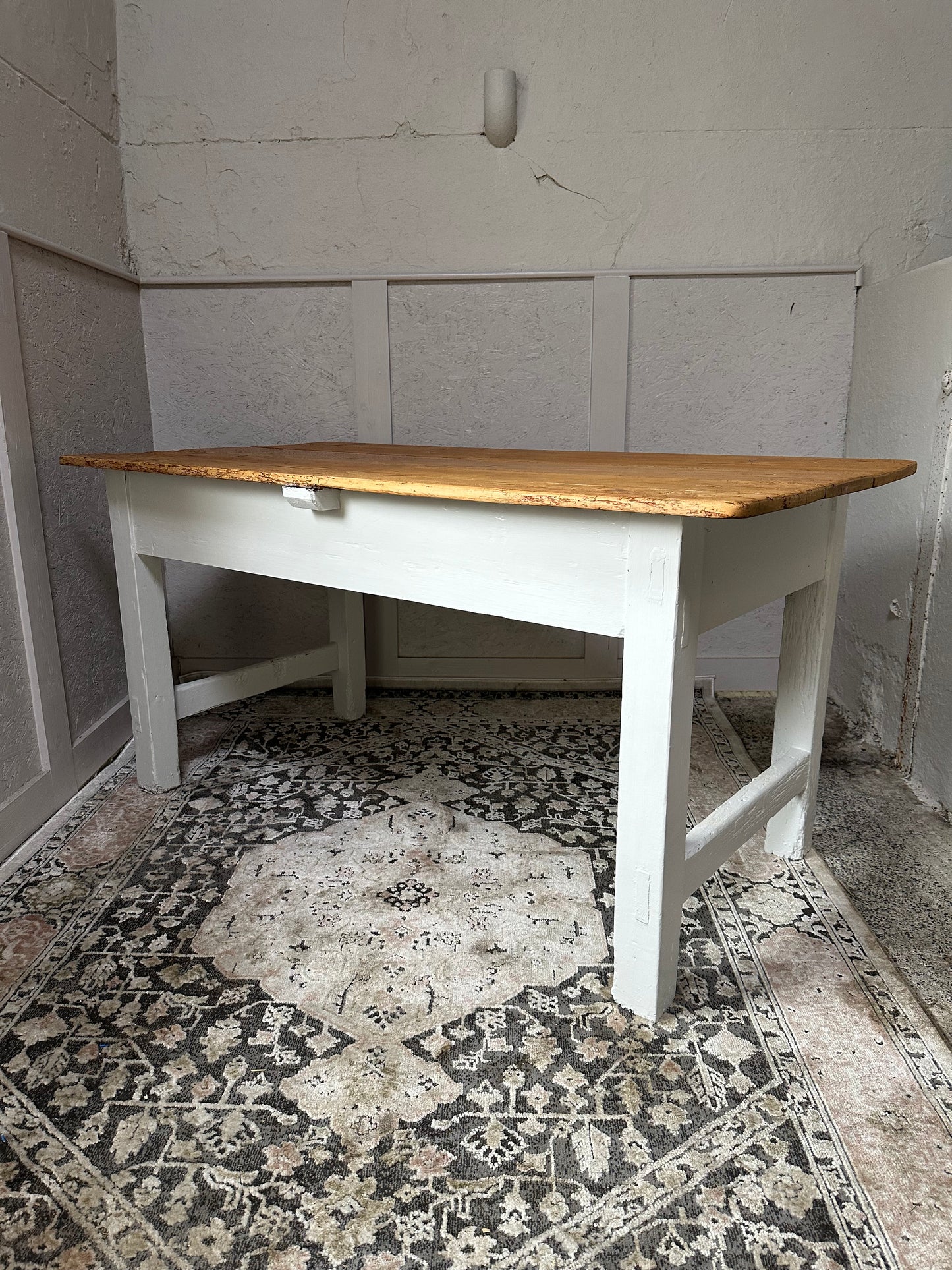 Victorian Farmhouse Kitchen Table