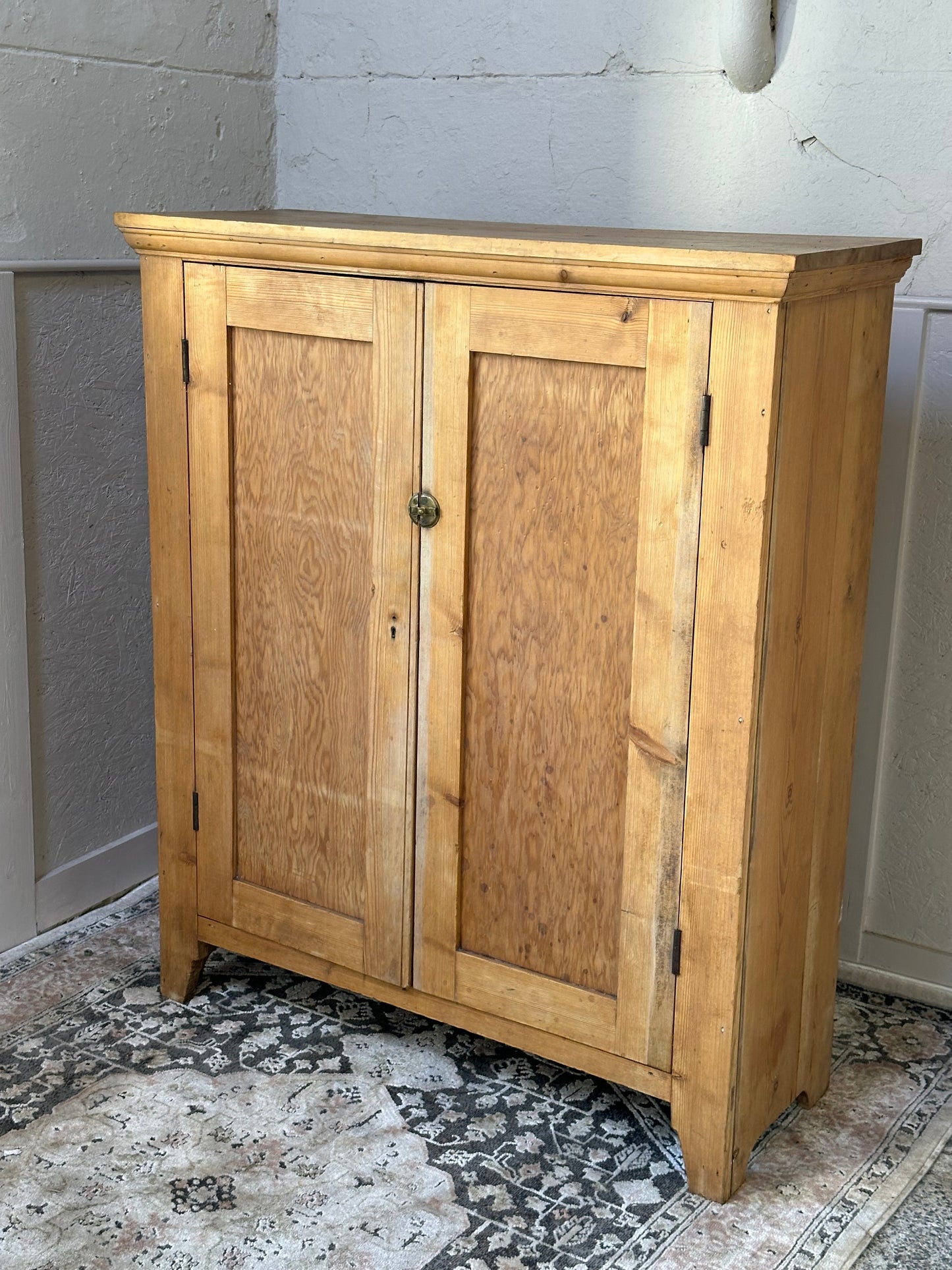 Early 20th Century Linen Cupboard