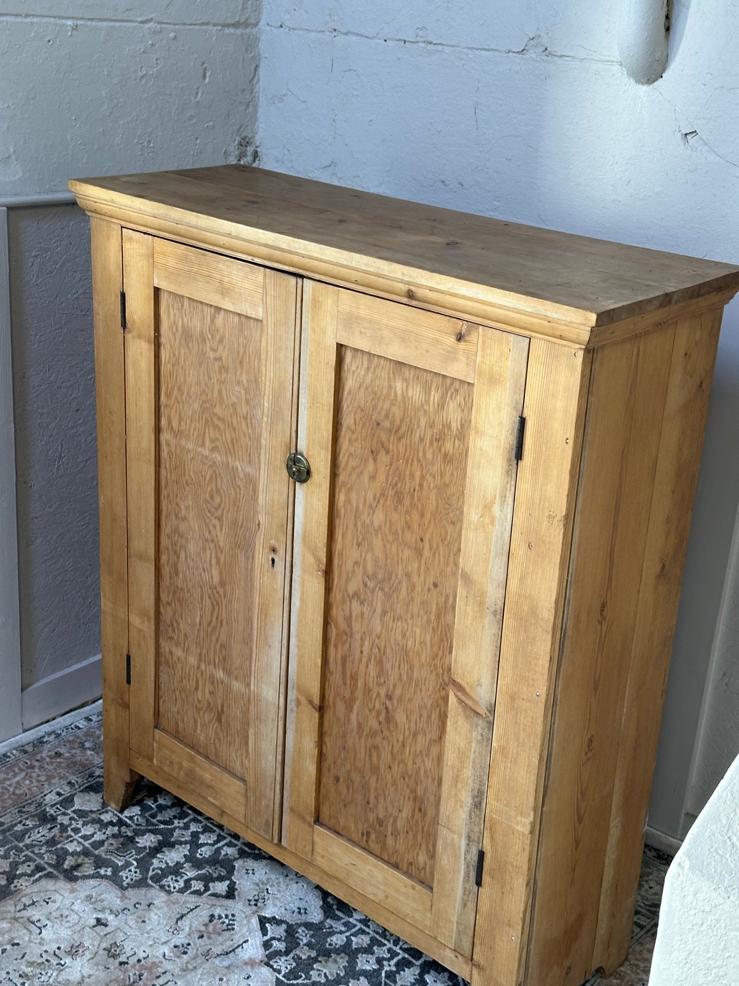 Early 20th Century Linen Cupboard