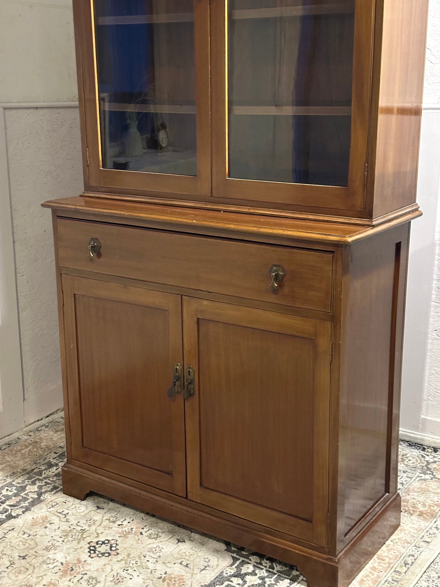 Early 20th Century Display Dresser