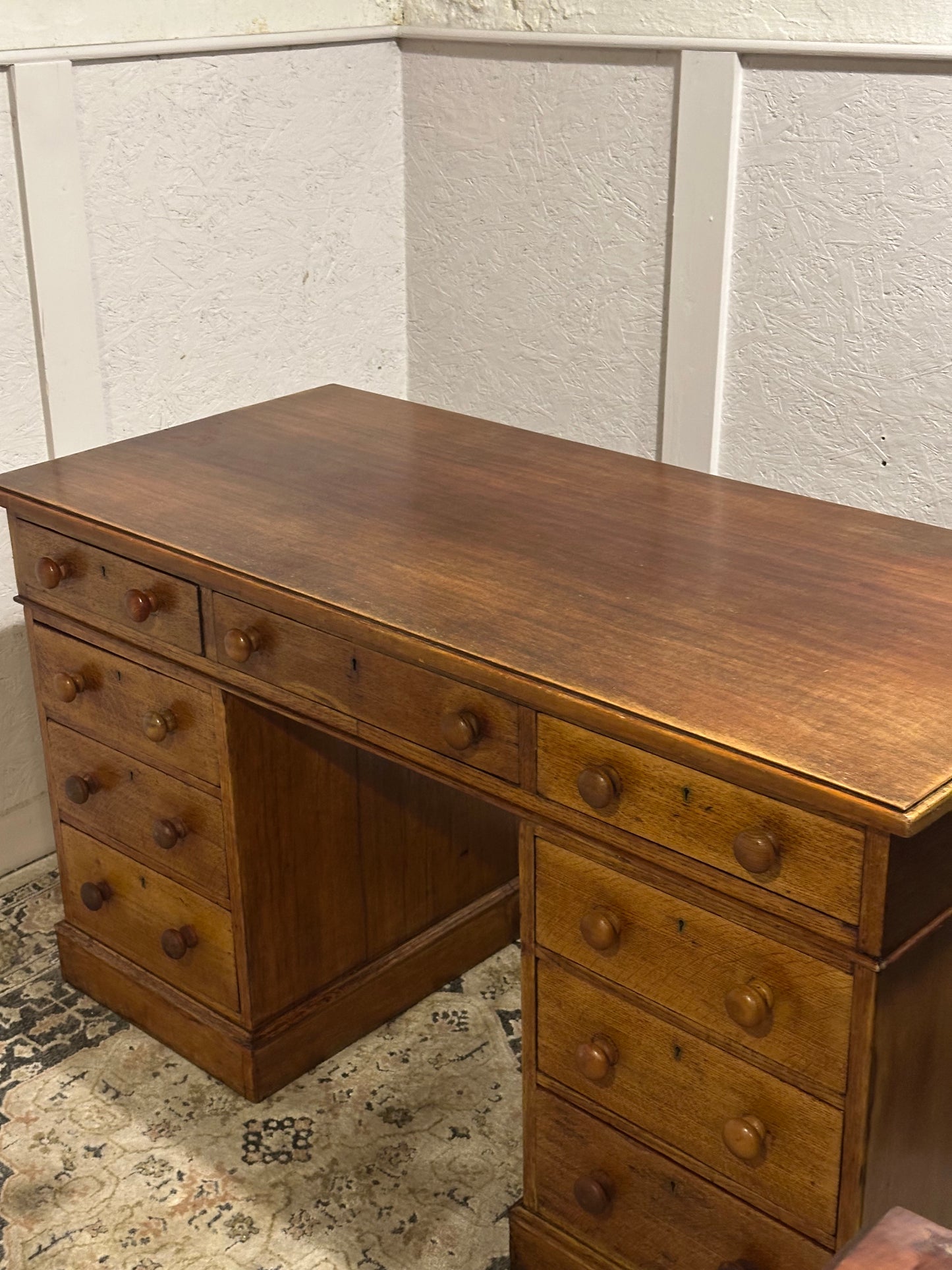 Hobbs & Co Oak Desk