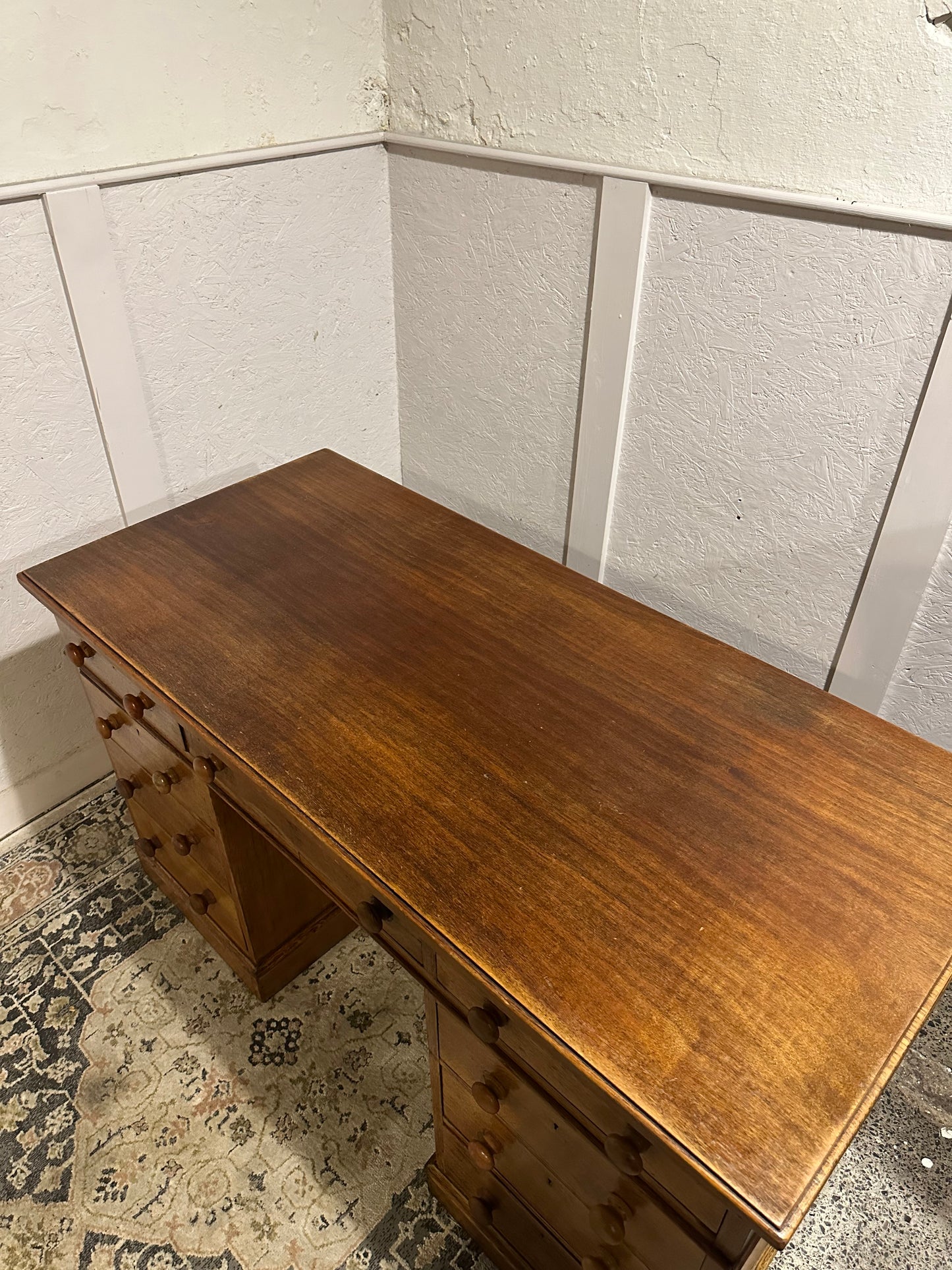 Hobbs & Co Oak Desk