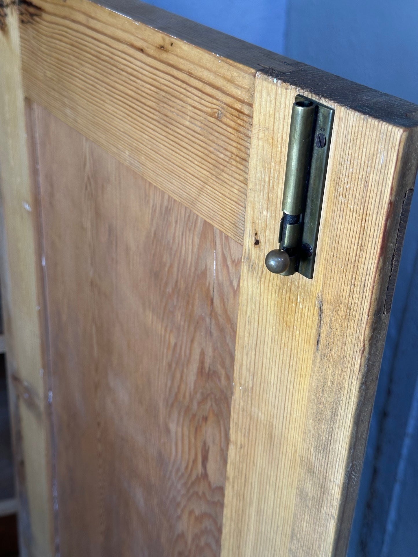 Early 20th Century Linen Cupboard