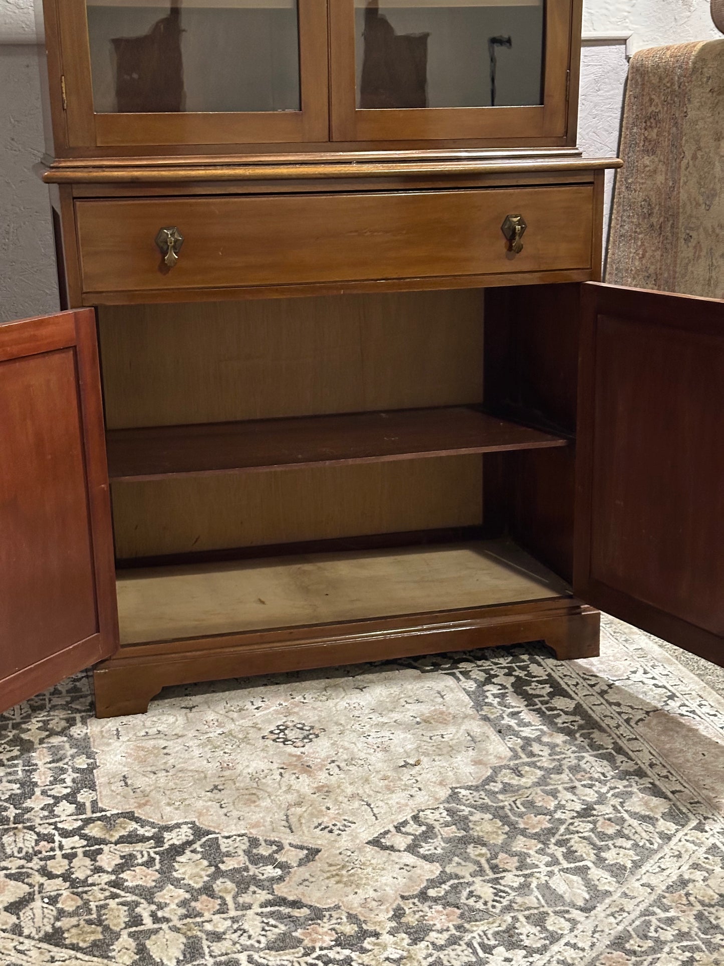 Early 20th Century Display Dresser