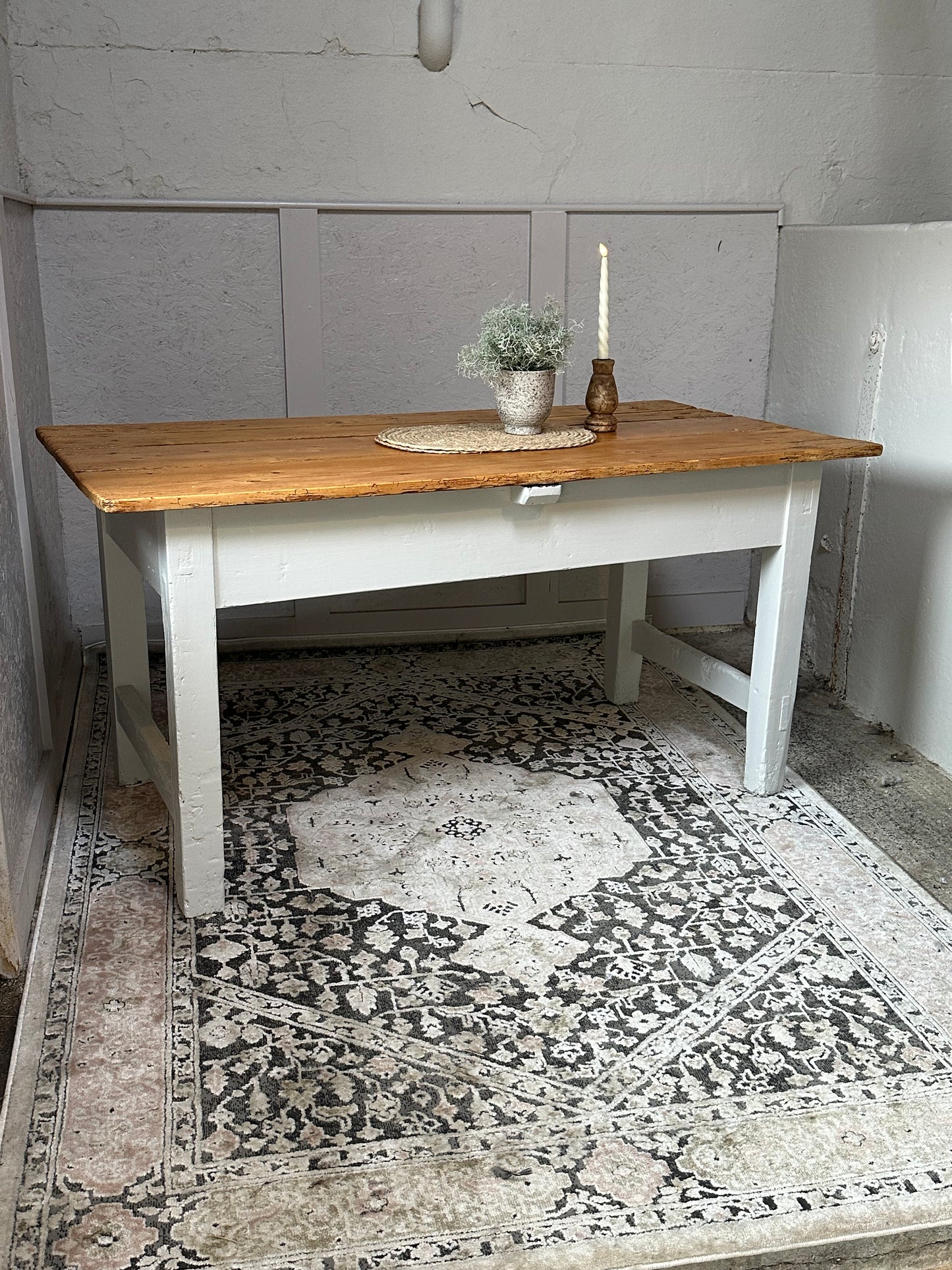 Victorian Farmhouse Kitchen Table