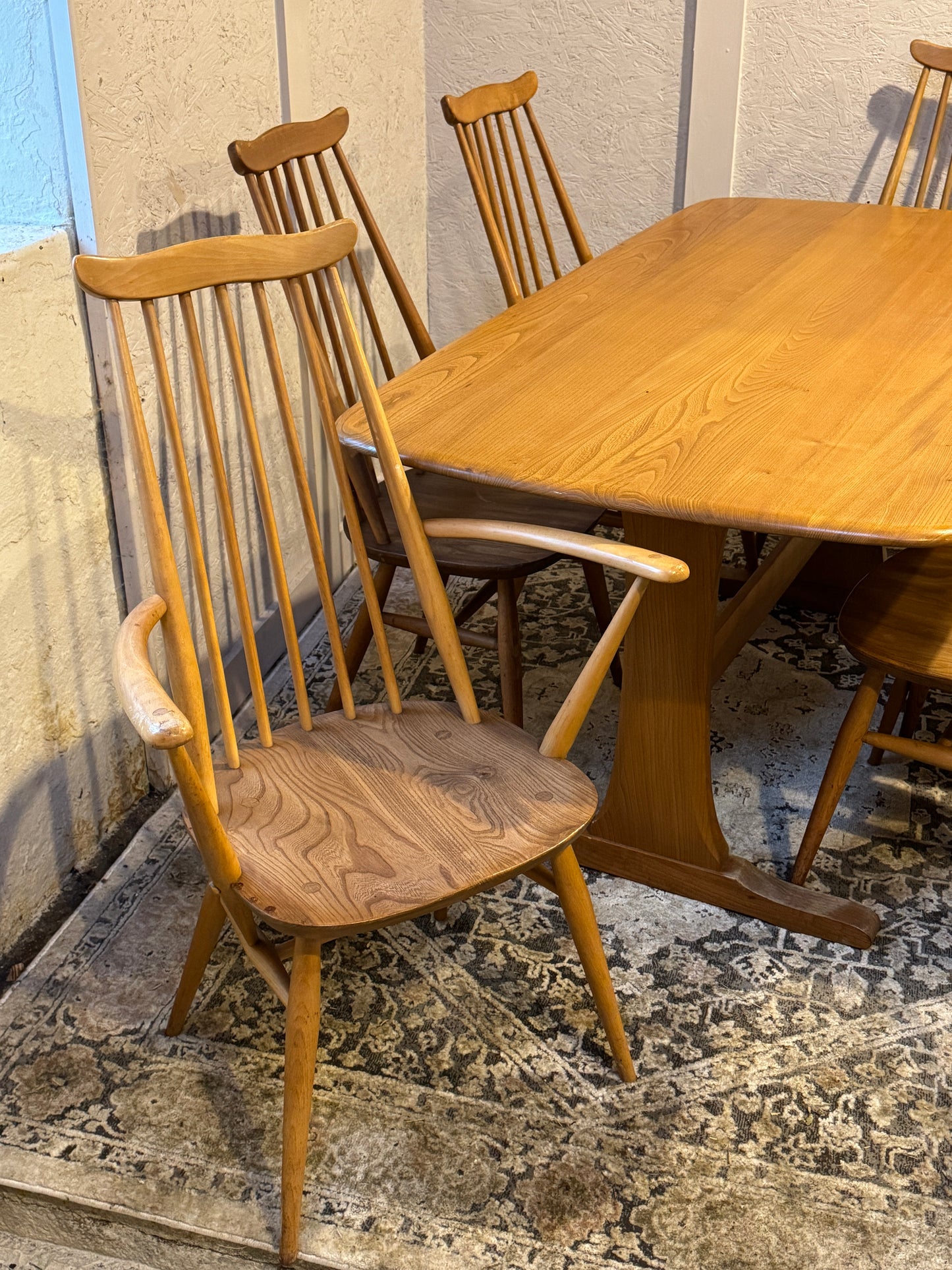 Ercol Blonde Elm & Beech Dining Table and 6 Chairs